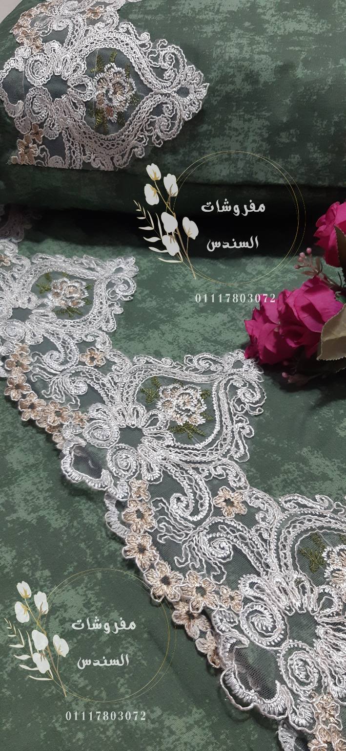 طقم سرير مطرز بجوبير فاخر (أخضر زيتي)